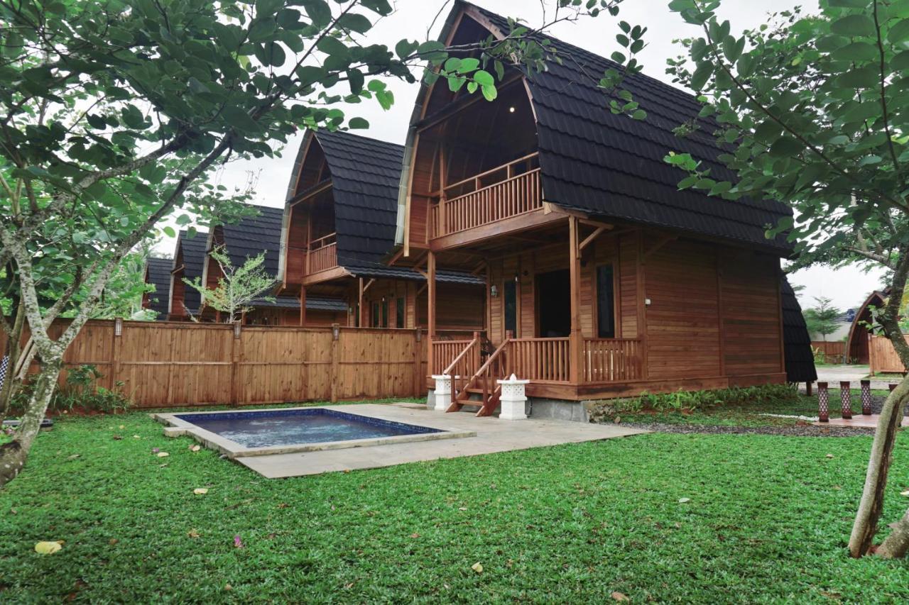 Collection O 9 Villa Ubud Anyer Dış mekan fotoğraf