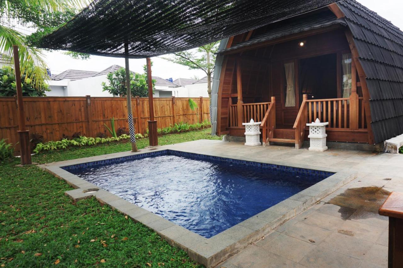 Collection O 9 Villa Ubud Anyer Dış mekan fotoğraf